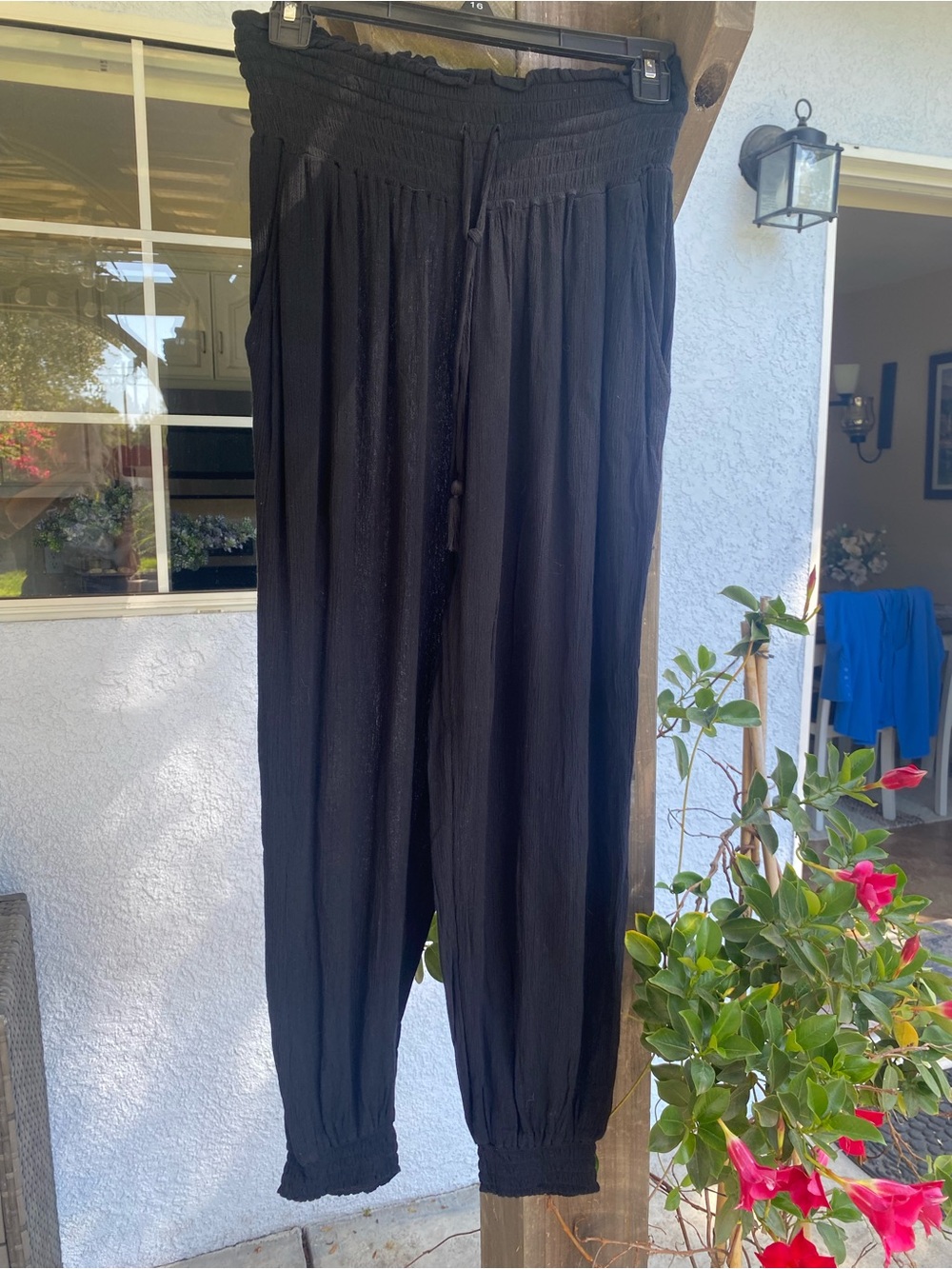 Aerie Black Smocked-Waist Harem Pants - Women's Casual Pants SZ M